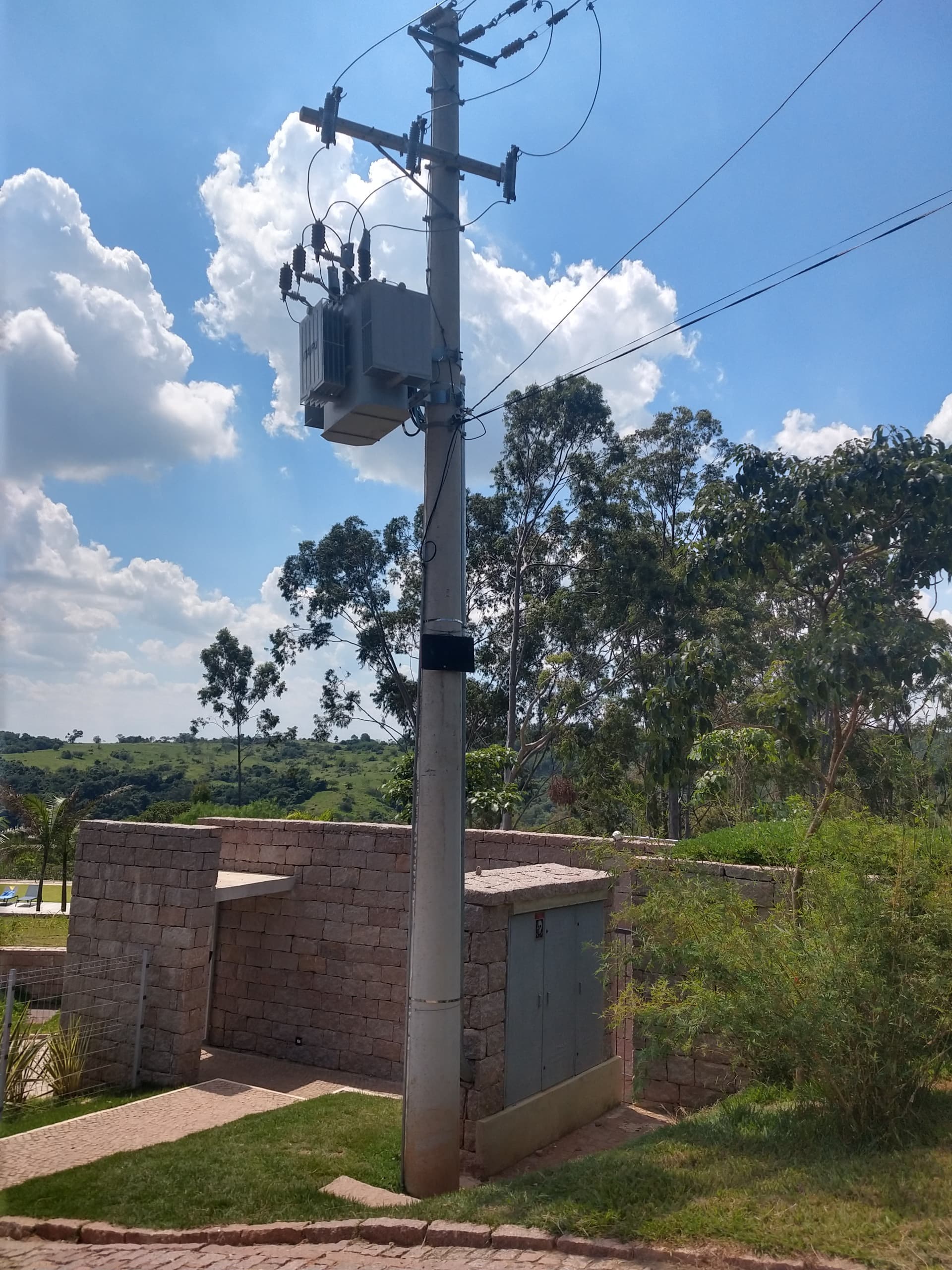 Retrofit de Cabines Primárias e Transformadores: Maximização da Vida Útil e Eliminação de Paradas